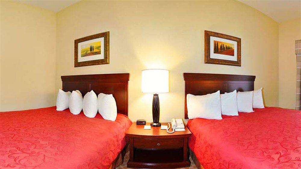 Comfort Inn & Suites ドーサン エクステリア 写真
