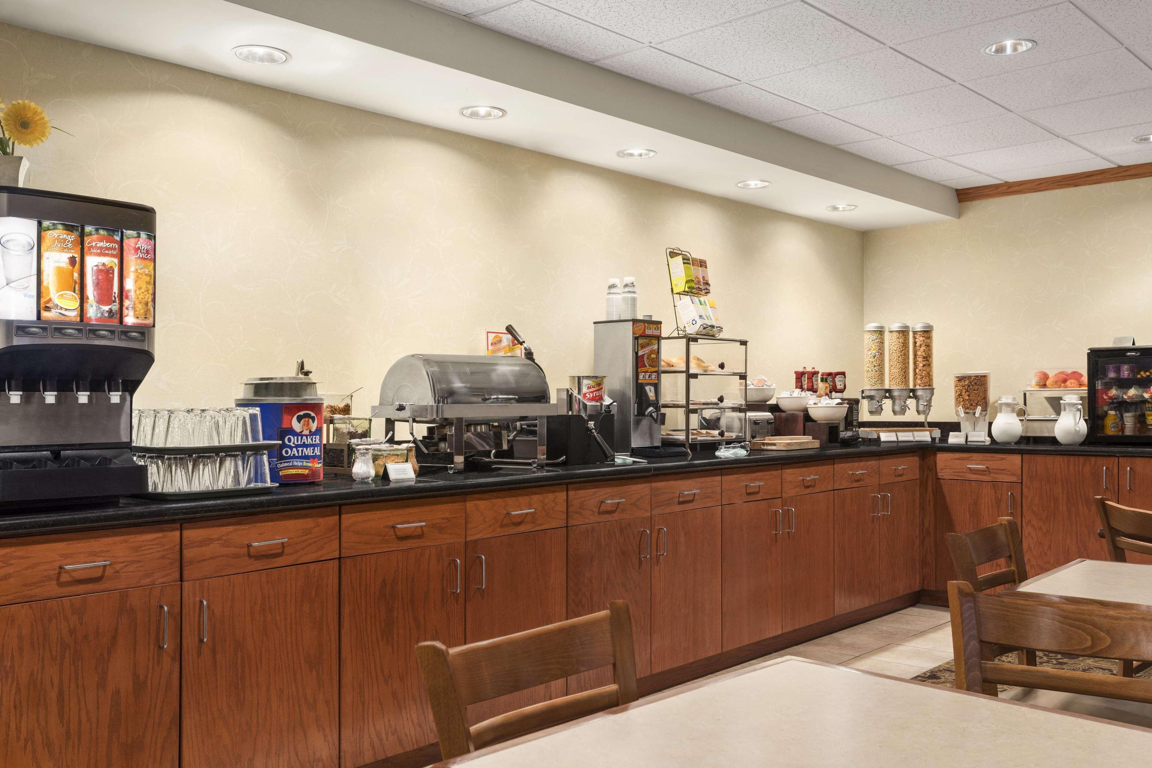Comfort Inn & Suites ドーサン エクステリア 写真